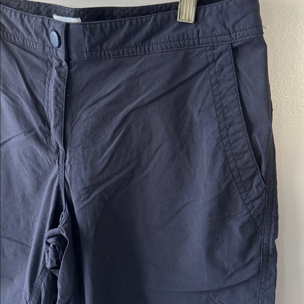 L.L. Bean Black Capri 3/4 Pants - Picture 8 of 8